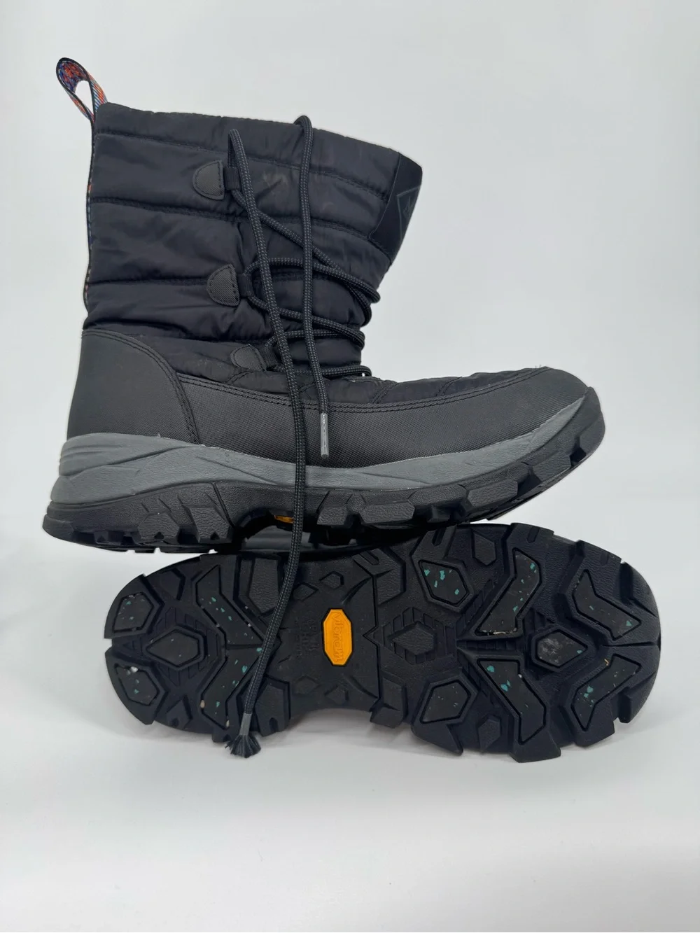 Muck Boot Women's Arctic Ice Nomadic Sport + Vibram Arctic Grip A.T. Size 7
